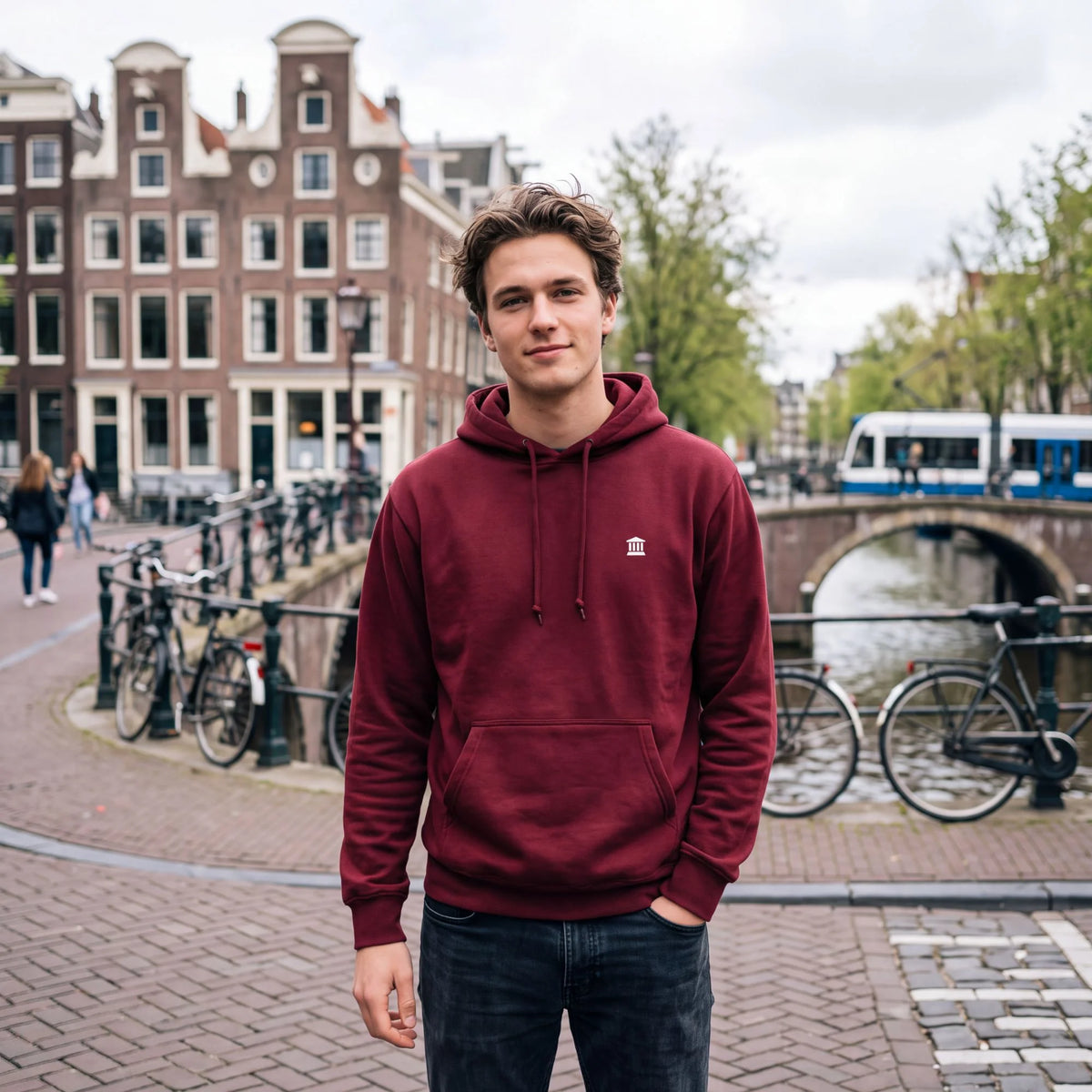 FVD-hoodie bordeaux met geborduurd logo