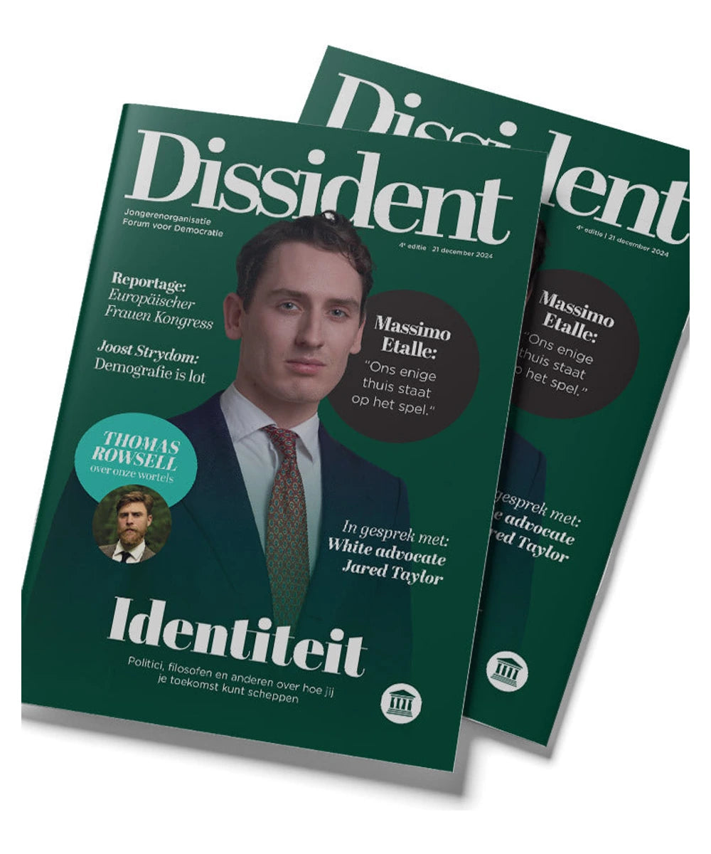 Twee exemplaren van Dissident editie 4