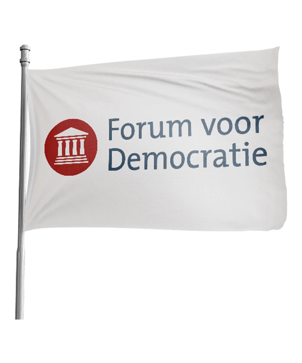 Witte FVD-vlag met het rode logo van Forum voor Democratie
